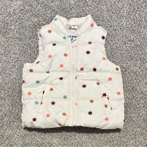 2T Old Navy Cream Puffer Vest with Stars EUC